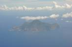 Passando sobre St. Eustatius, durante o vôo entre Trinidad e Sint Maarten, no Caribe